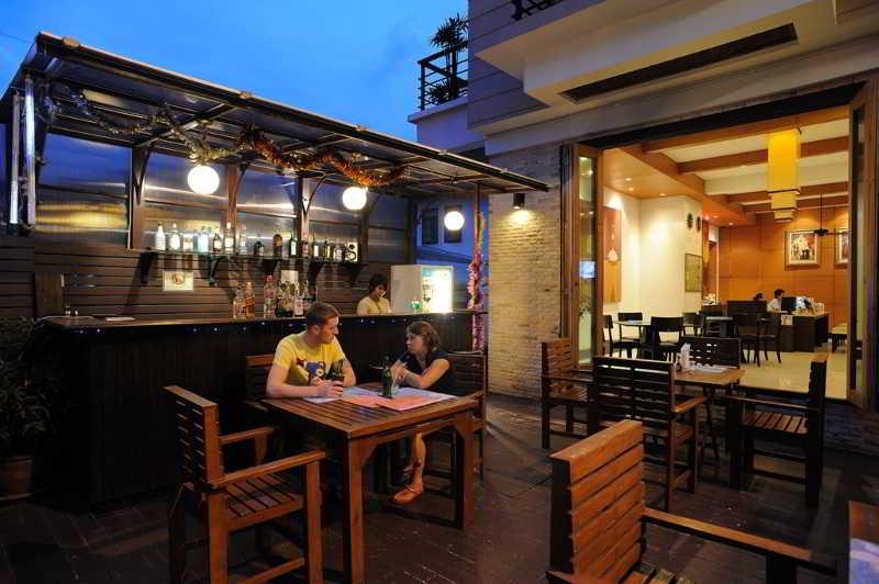 Baramee Resortel Patong Luaran gambar