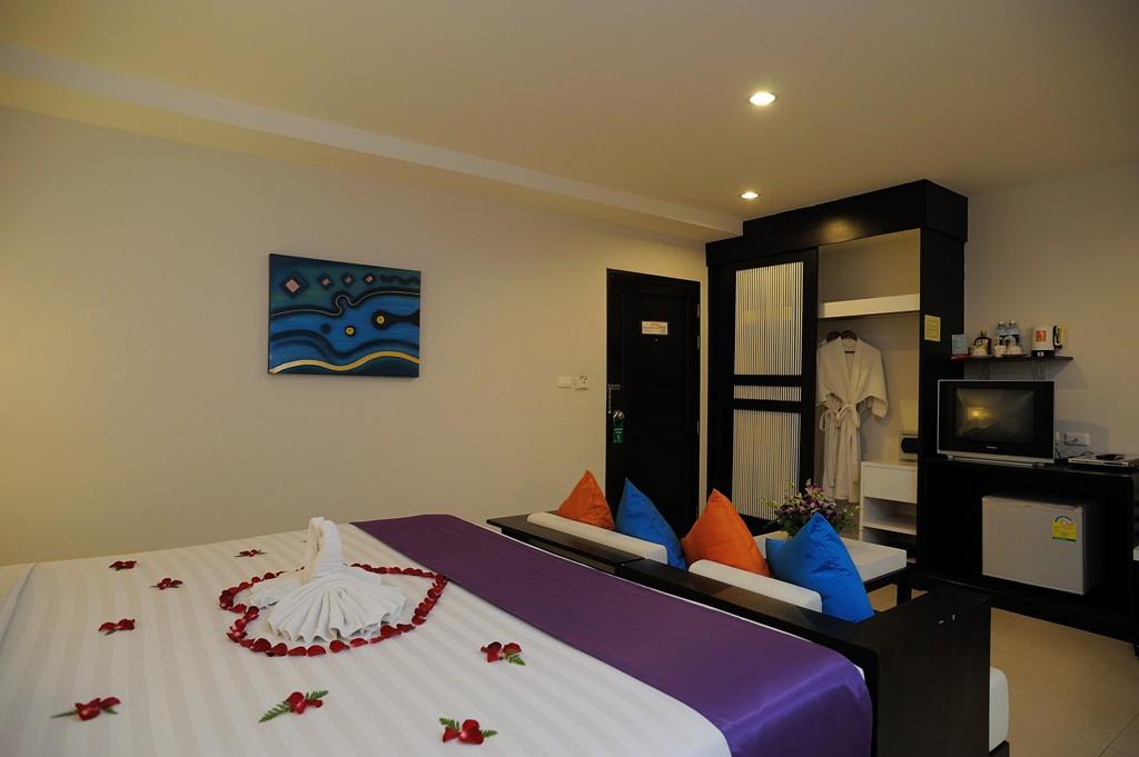 Baramee Resortel Patong Luaran gambar