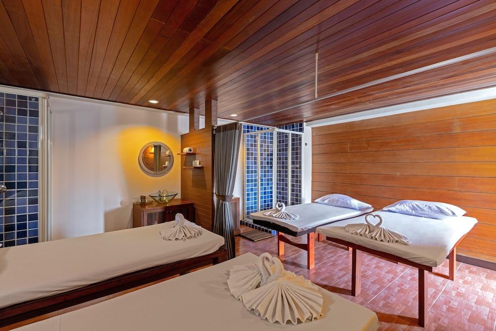 Baramee Resortel Patong Luaran gambar