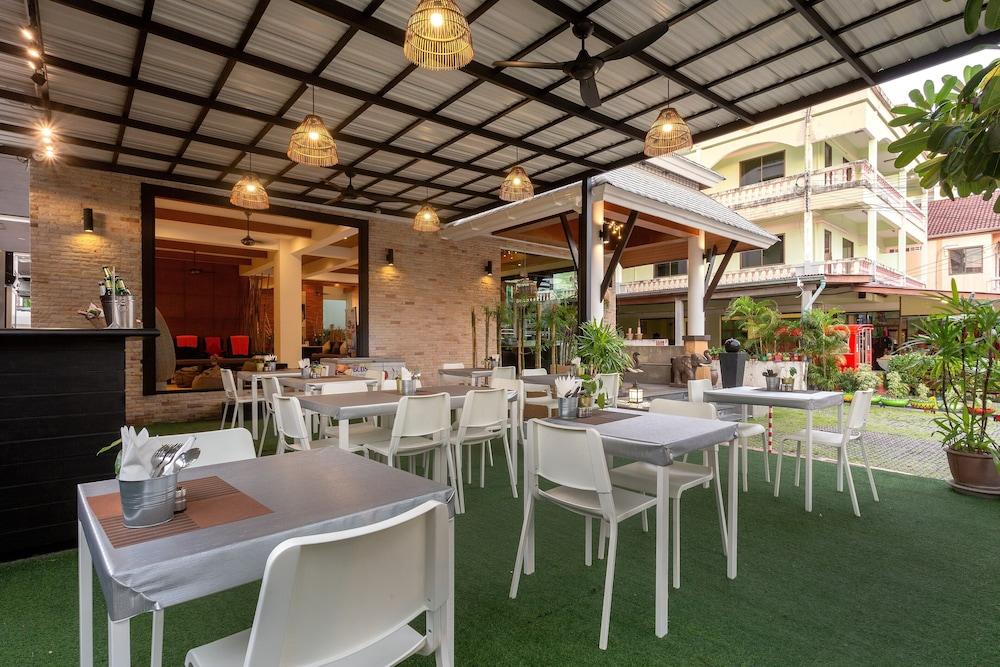 Baramee Resortel Patong Luaran gambar