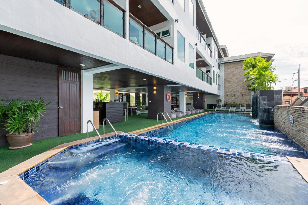 Baramee Resortel Patong Luaran gambar